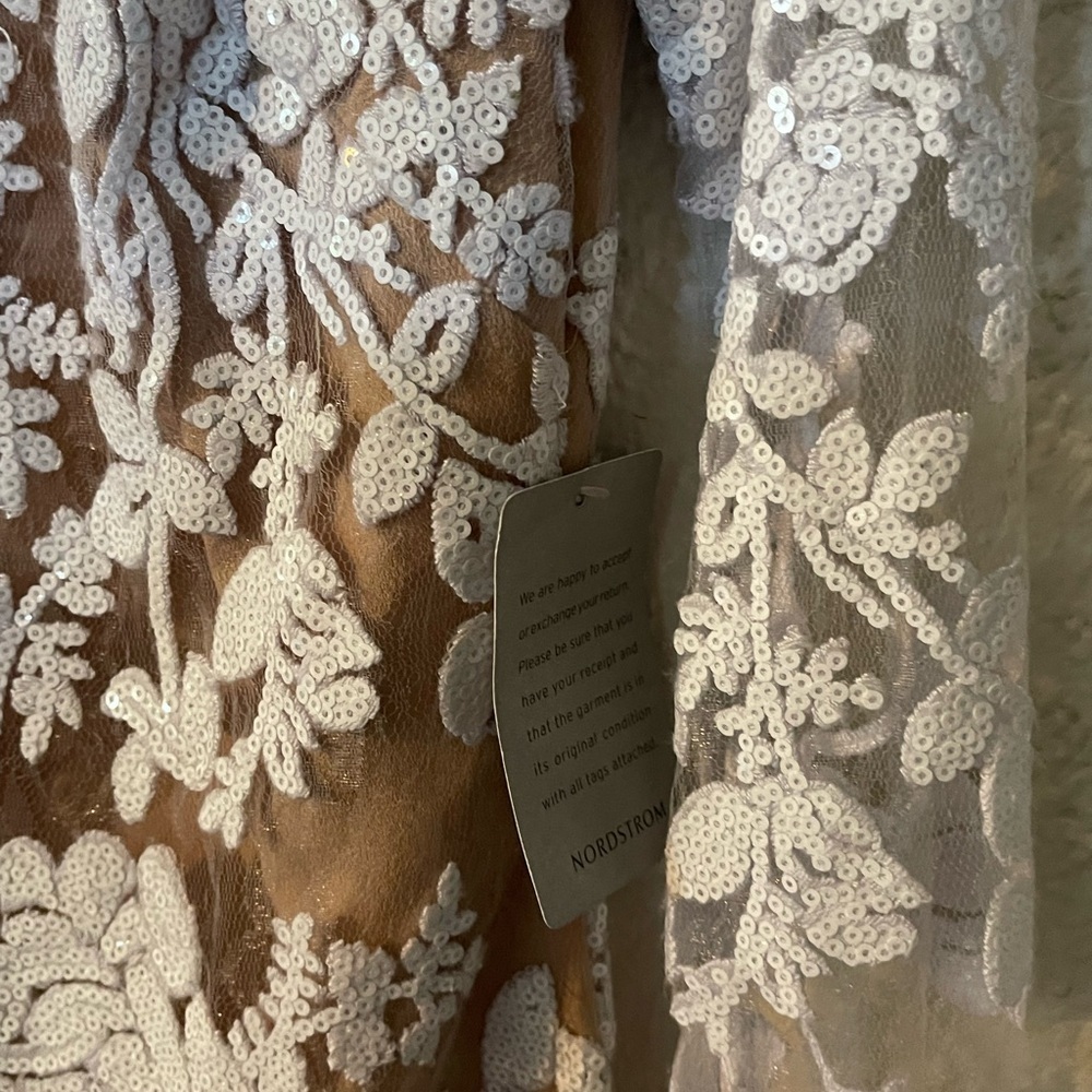 Dress The Population Grace A-Line Elegant Lace Floral Dress - White and Tan - Picture 6 of 9
